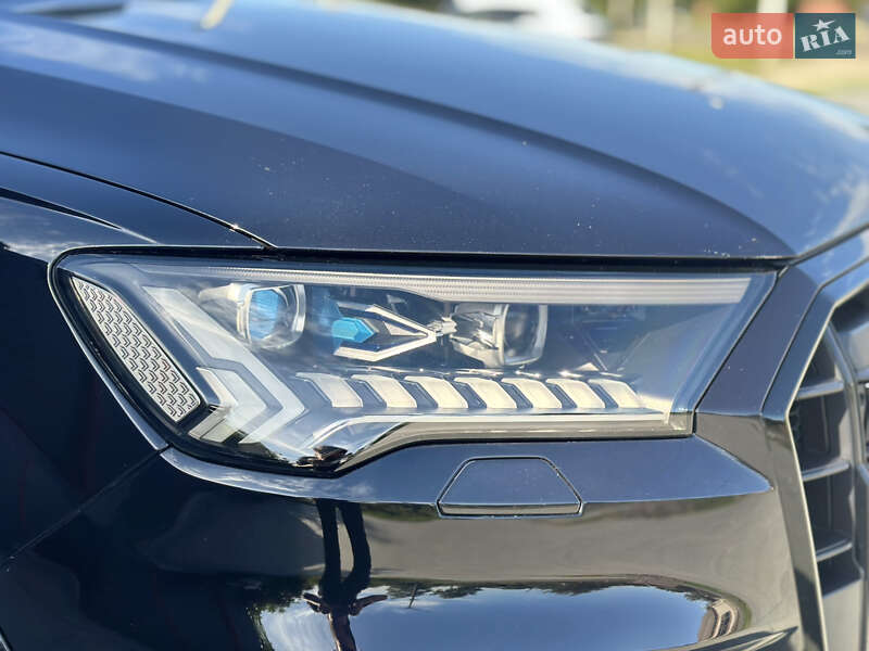 Внедорожник / Кроссовер Audi SQ7 2020 в Киеве фото 4 Внедорожник / Кроссовер Audi SQ7 2020 в Киеве