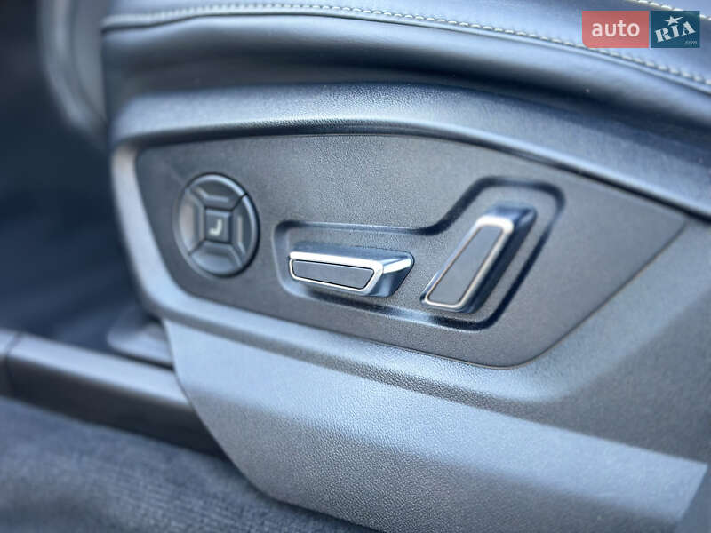 Внедорожник / Кроссовер Audi SQ7 2020 в Киеве фото 22 Внедорожник / Кроссовер Audi SQ7 2020 в Киеве