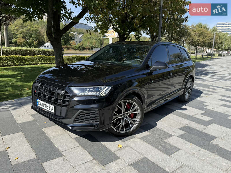 Внедорожник / Кроссовер Audi SQ7 2019 в 