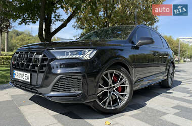 Внедорожник / Кроссовер Audi SQ7 2019 в 