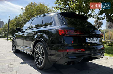 Внедорожник / Кроссовер Audi SQ7 2019 в 