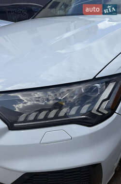 Внедорожник / Кроссовер Audi SQ7 2020 в 