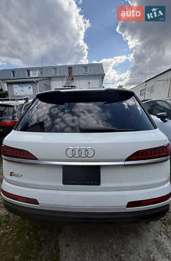 Внедорожник / Кроссовер Audi SQ7 2020 в 