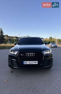 Внедорожник / Кроссовер Audi SQ7 2017 в 