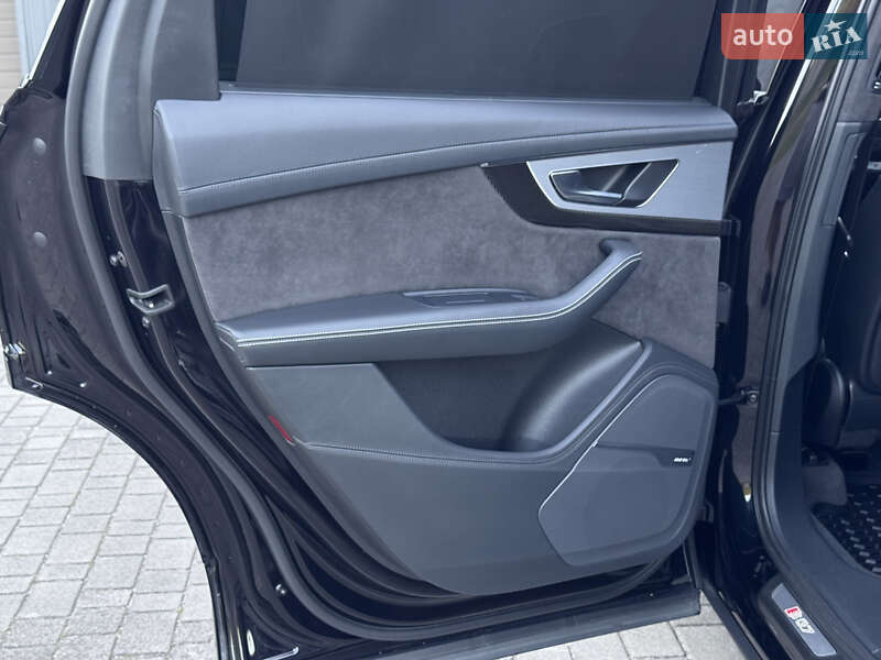 Внедорожник / Кроссовер Audi SQ7 2017 в Сарнах фото 27 Внедорожник / Кроссовер Audi SQ7 2017 в Сарнах