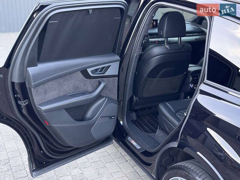 Внедорожник / Кроссовер Audi SQ7 2017 в Сарнах фото 28 Внедорожник / Кроссовер Audi SQ7 2017 в Сарнах