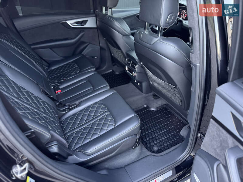 Внедорожник / Кроссовер Audi SQ7 2017 в Сарнах фото 35 Внедорожник / Кроссовер Audi SQ7 2017 в Сарнах