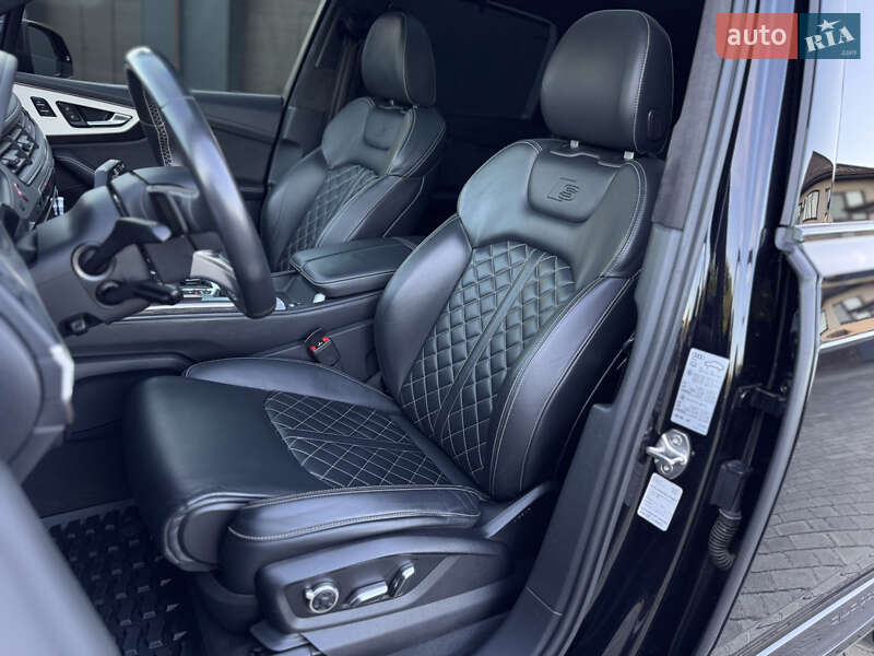 Внедорожник / Кроссовер Audi SQ7 2017 в Сарнах фото 42 Внедорожник / Кроссовер Audi SQ7 2017 в Сарнах