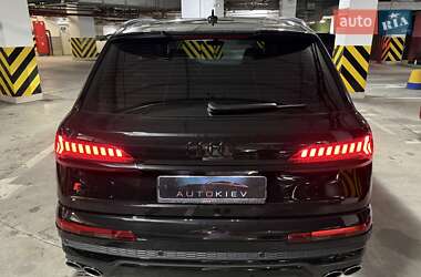 Внедорожник / Кроссовер Audi SQ7 2023 в 