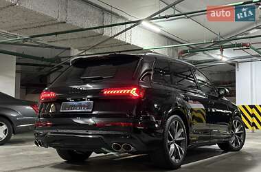 Внедорожник / Кроссовер Audi SQ7 2023 в 