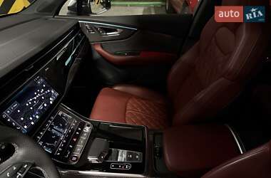 Внедорожник / Кроссовер Audi SQ7 2023 в 