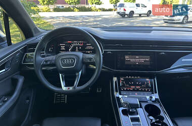 Внедорожник / Кроссовер Audi SQ7 2022 в 