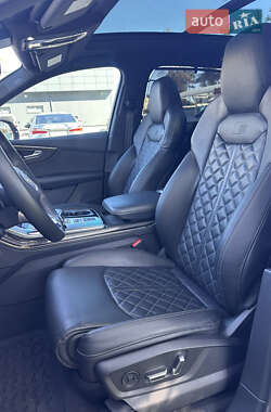Внедорожник / Кроссовер Audi SQ7 2022 в 
