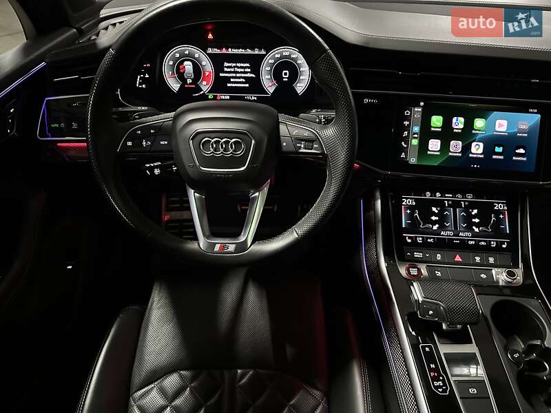 Внедорожник / Кроссовер Audi SQ7 2020 в Киеве