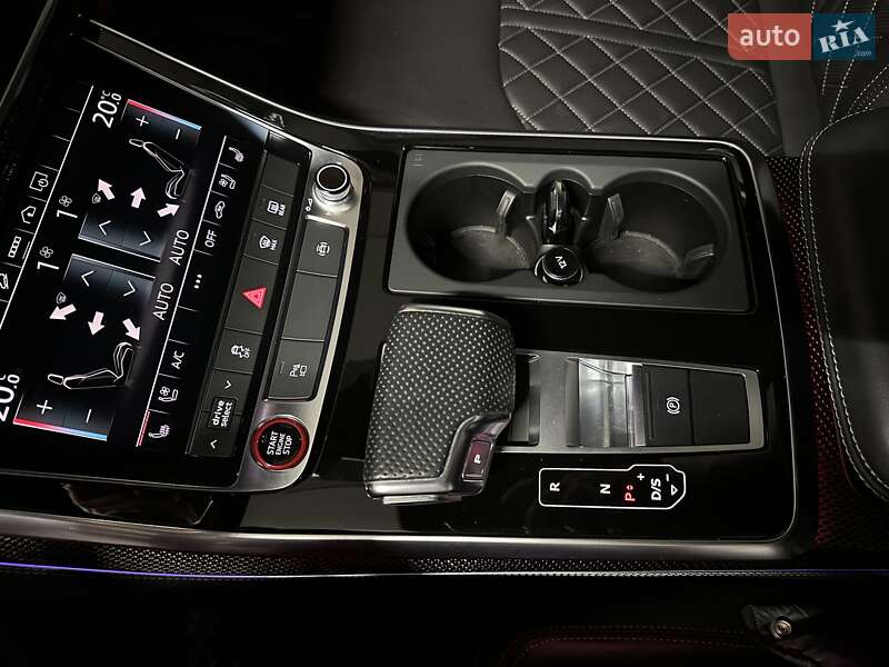 Внедорожник / Кроссовер Audi SQ7 2020 в Киеве