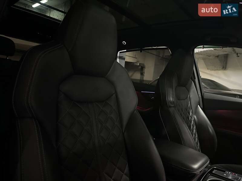 Внедорожник / Кроссовер Audi SQ7 2020 в Киеве