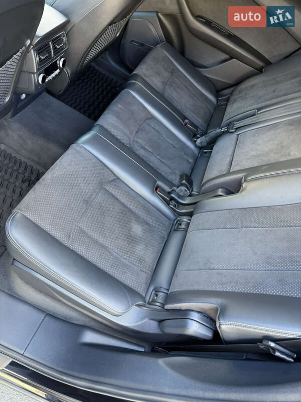 Позашляховик / Кросовер Audi SQ7 2017 в Києві