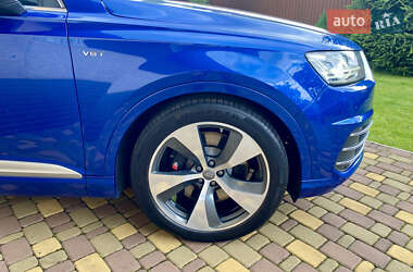 Внедорожник / Кроссовер Audi SQ7 2016 в 