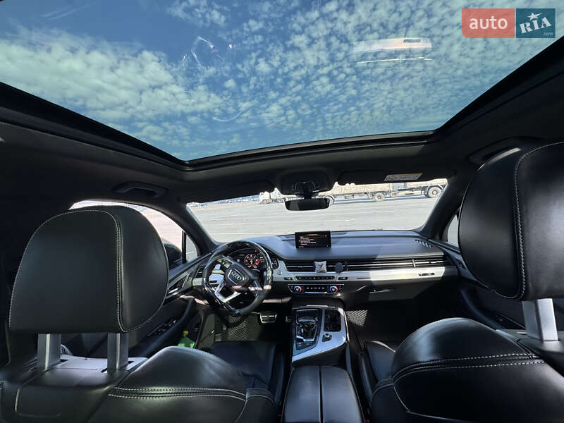 Внедорожник / Кроссовер Audi SQ7 2018 в Днепре