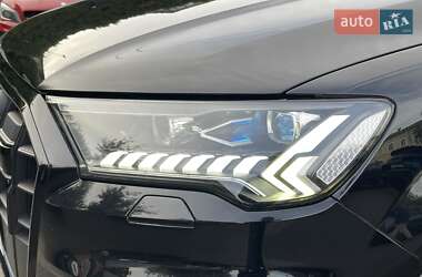 Внедорожник / Кроссовер Audi SQ7 2020 в 