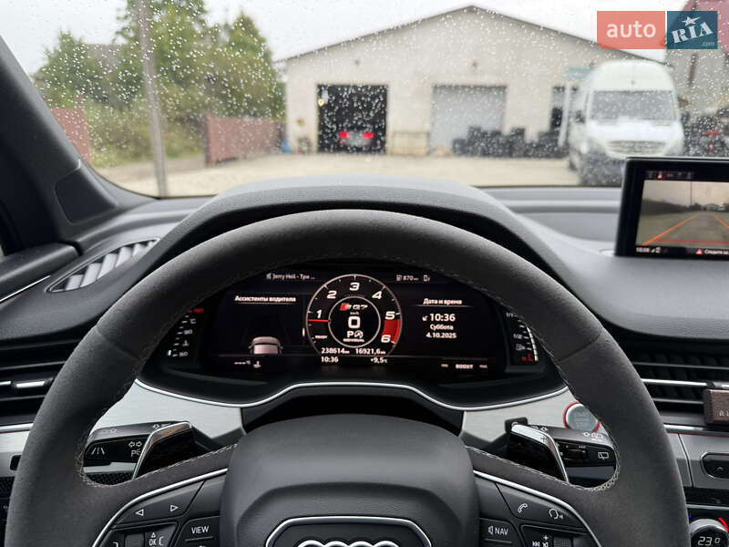 Позашляховик / Кросовер Audi SQ7 2016 в Хусті