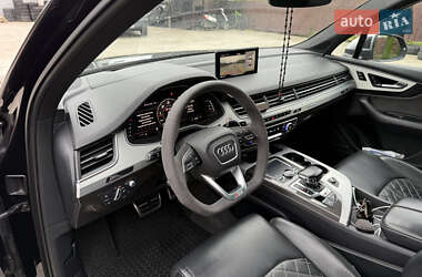 Внедорожник / Кроссовер Audi SQ7 2016 в 