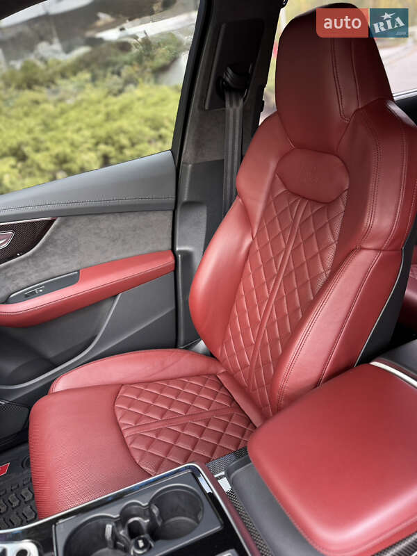 Внедорожник / Кроссовер Audi SQ7 2022 в Днепре