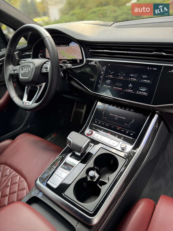 Внедорожник / Кроссовер Audi SQ7 2022 в Днепре
