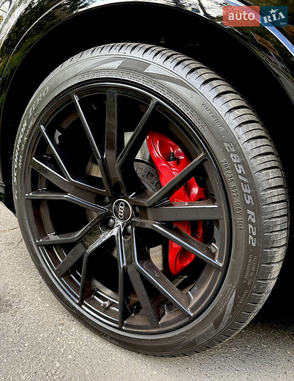 Внедорожник / Кроссовер Audi SQ7 2022 в Днепре