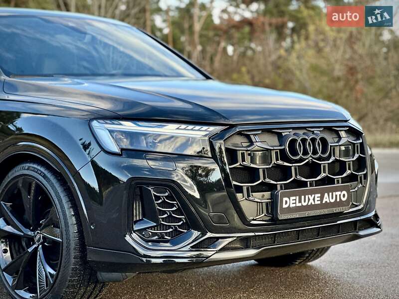 Внедорожник / Кроссовер Audi SQ7 2024 в Киеве