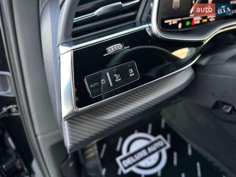 Внедорожник / Кроссовер Audi SQ7 2024 в Киеве