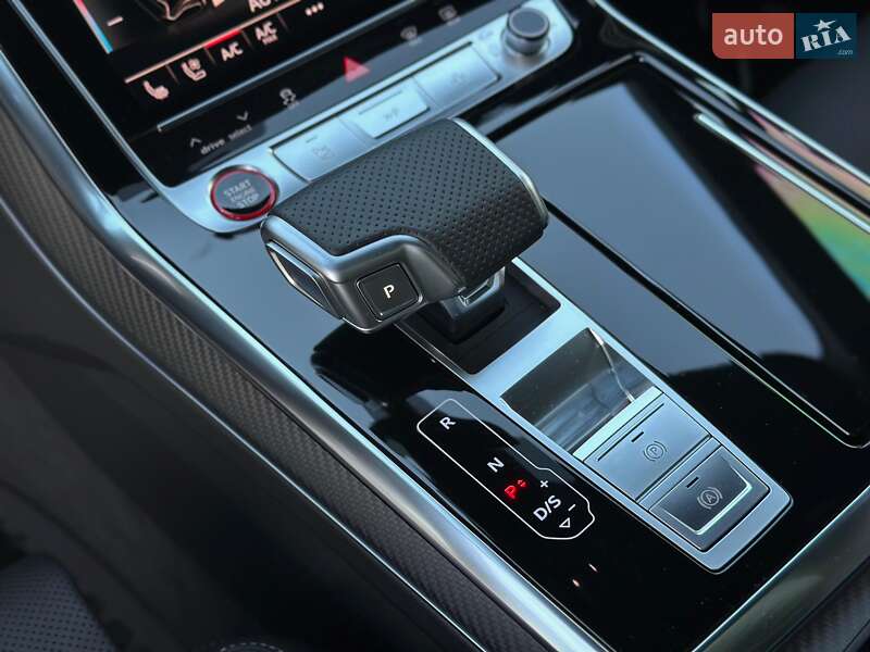 Внедорожник / Кроссовер Audi SQ7 2024 в Киеве