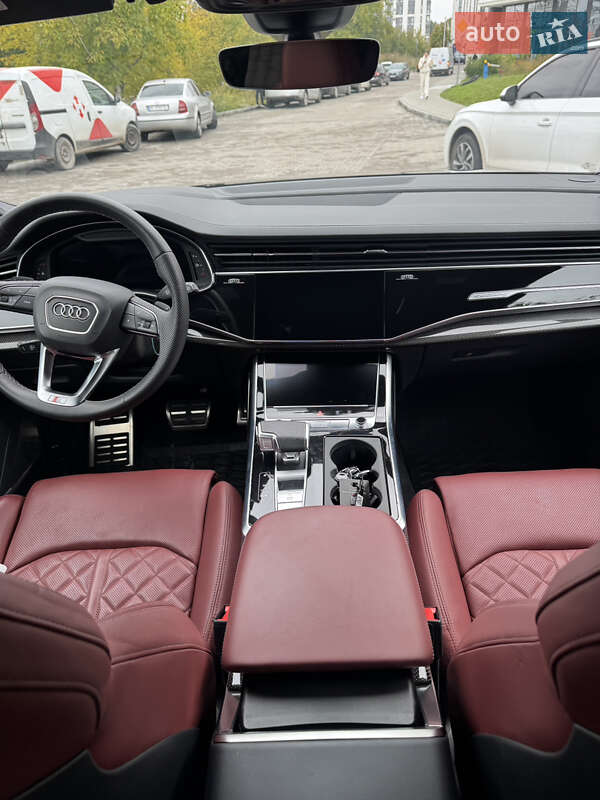 Внедорожник / Кроссовер Audi SQ7 2023 в Львове фото 19 Внедорожник / Кроссовер Audi SQ7 2023 в Львове