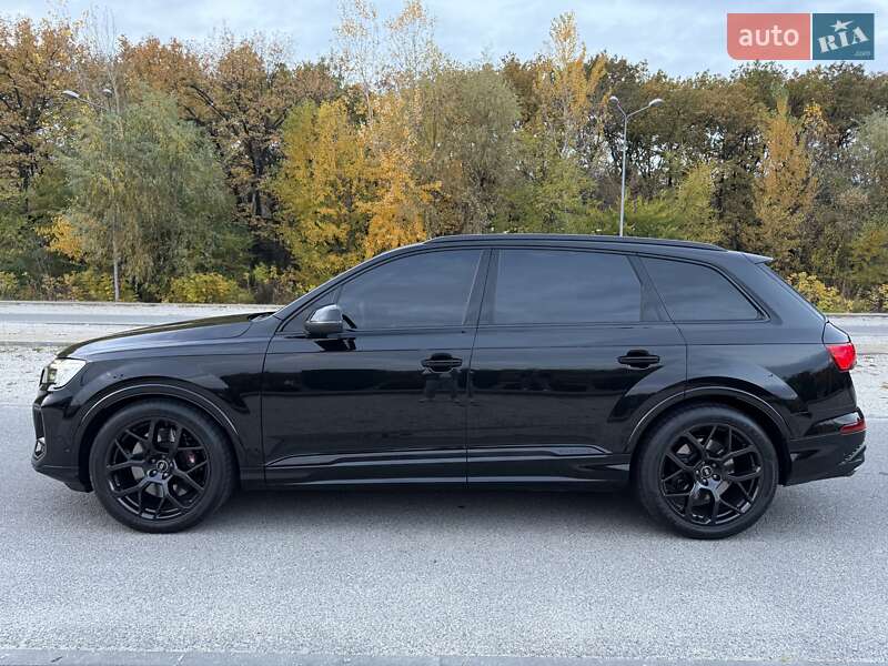 Позашляховик / Кросовер Audi SQ7 2024 в Дніпрі фото 7 Позашляховик / Кросовер Audi SQ7 2024 в Дніпрі