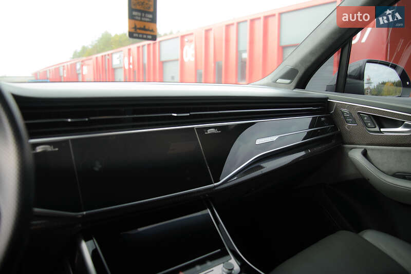 Внедорожник / Кроссовер Audi SQ7 2020 в Львове