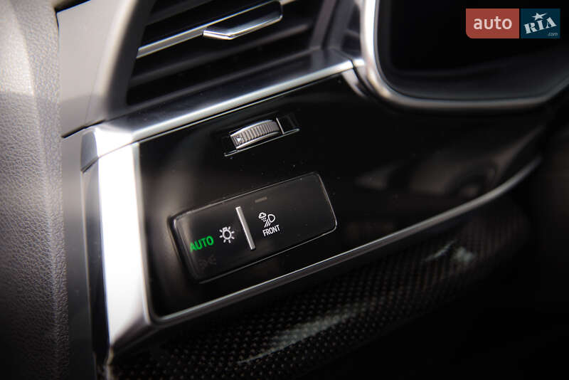 Внедорожник / Кроссовер Audi SQ7 2020 в Львове