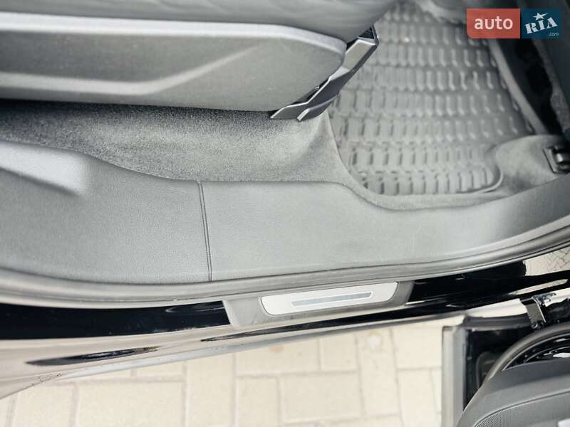 Позашляховик / Кросовер Audi SQ7 2019 в Дніпрі