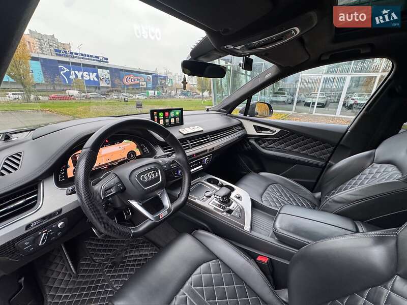 Позашляховик / Кросовер Audi SQ7 2017 в Києві фото 41 Позашляховик / Кросовер Audi SQ7 2017 в Києві