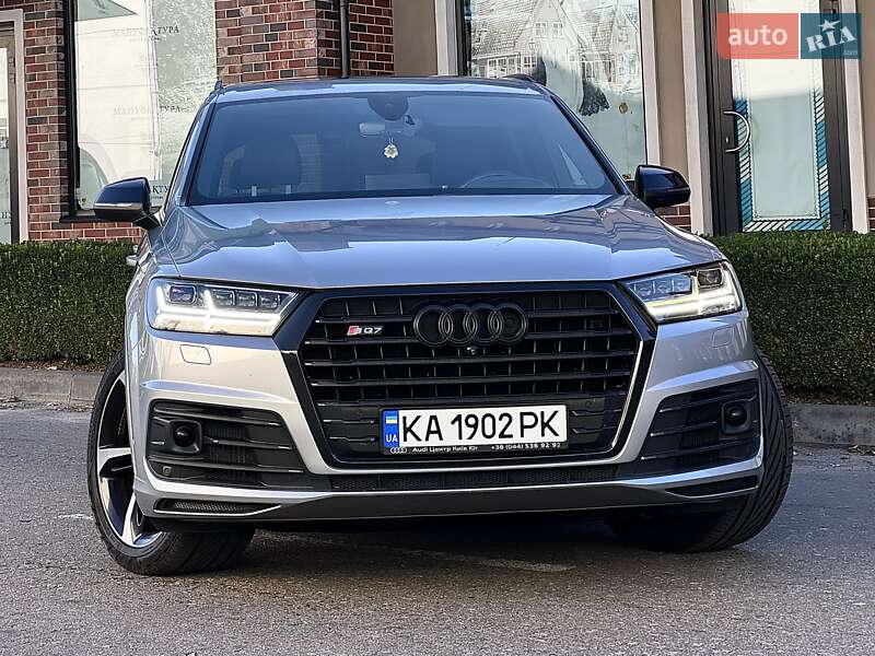 Внедорожник / Кроссовер Audi SQ7 2017 в Киеве