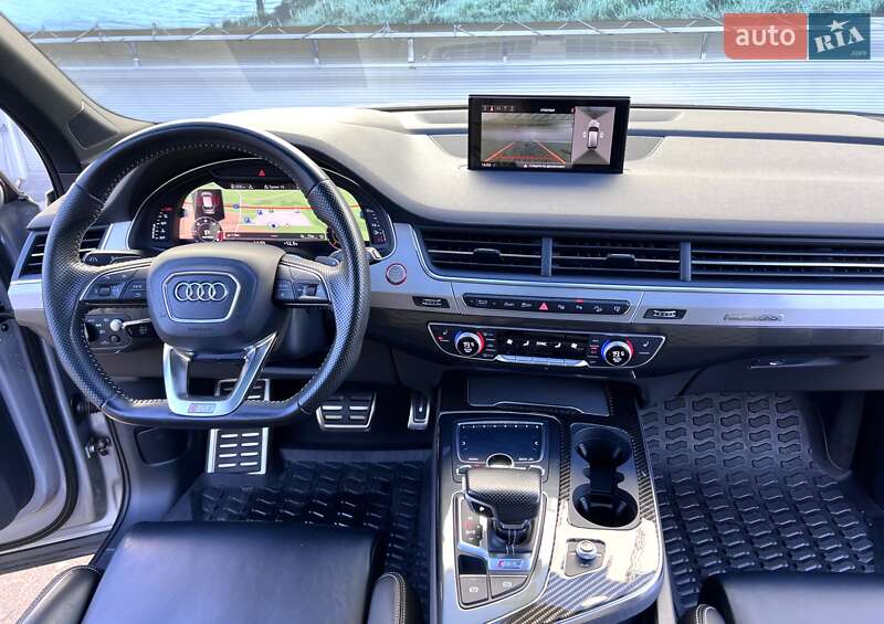 Внедорожник / Кроссовер Audi SQ7 2017 в Киеве