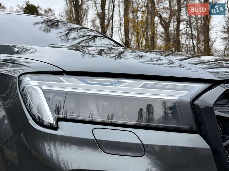 Позашляховик / Кросовер Audi SQ7 2024 в Києві