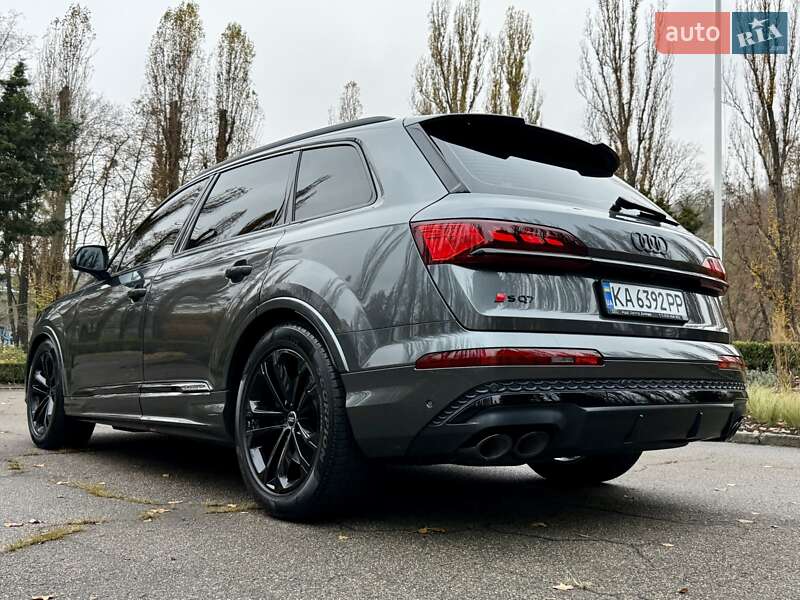 Позашляховик / Кросовер Audi SQ7 2024 в Києві