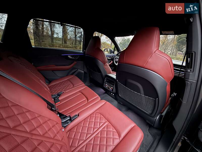 Позашляховик / Кросовер Audi SQ7 2024 в Києві