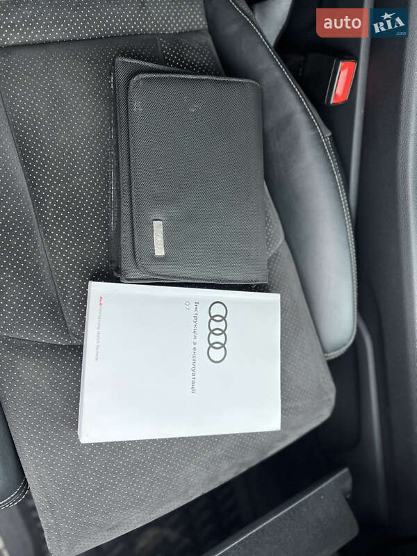 Внедорожник / Кроссовер Audi SQ7 2018 в Киеве фото 41 Внедорожник / Кроссовер Audi SQ7 2018 в Киеве