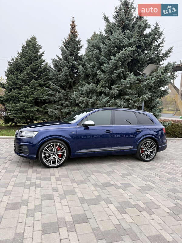 Позашляховик / Кросовер Audi SQ7 2018 в Дніпрі фото 5 Позашляховик / Кросовер Audi SQ7 2018 в Дніпрі