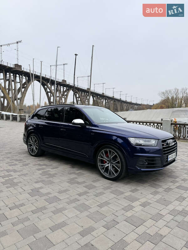 Позашляховик / Кросовер Audi SQ7 2018 в Дніпрі фото 14 Позашляховик / Кросовер Audi SQ7 2018 в Дніпрі
