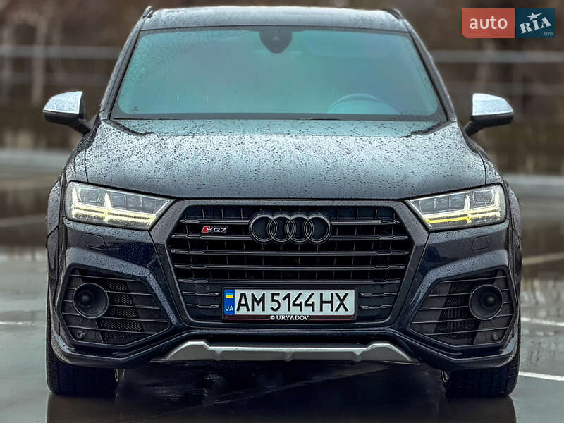 Позашляховик / Кросовер Audi SQ7 2017 в Києві
