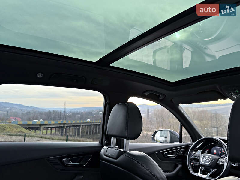 Внедорожник / Кроссовер Audi SQ7 2018 в Черновцах