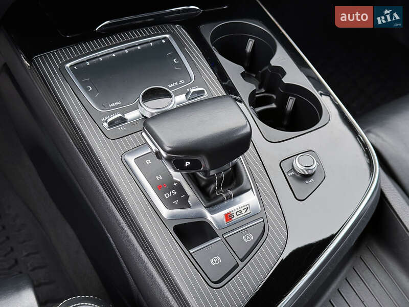 Внедорожник / Кроссовер Audi SQ7 2018 в Черновцах