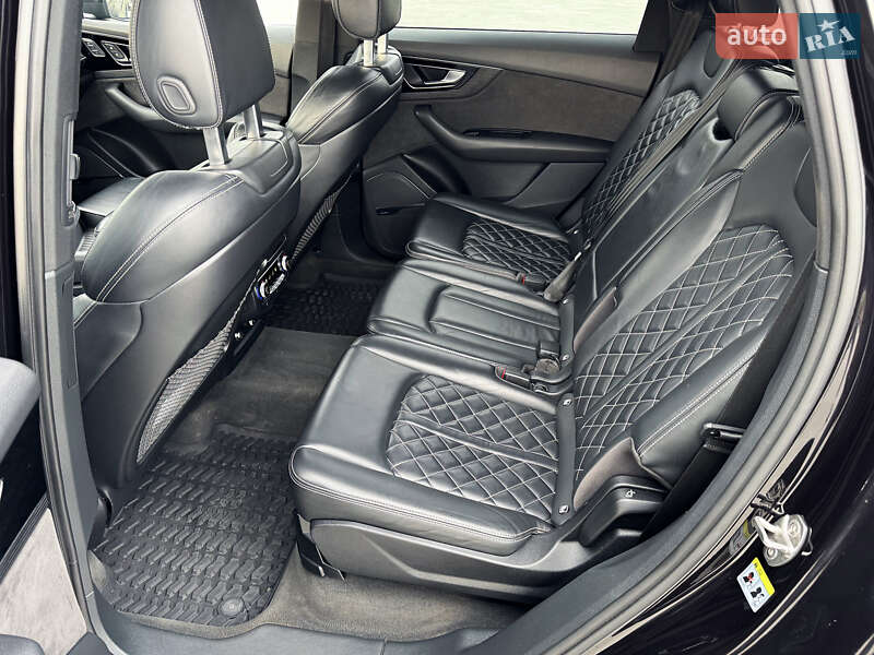 Внедорожник / Кроссовер Audi SQ7 2018 в Черновцах фото 43 Внедорожник / Кроссовер Audi SQ7 2018 в Черновцах
